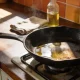 Cast Iron Seasoning: What the Black Layer Is Made Of